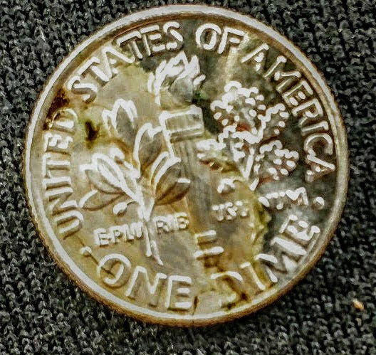 Need-Help-Identifying-If-This-2014-P-Dime-Is-An-Actual-Error-Coin.